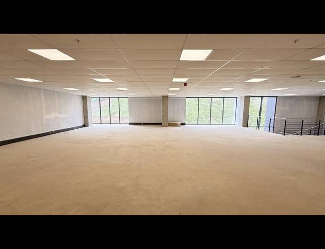 4,788M² WAREHOUSE TO LET IN GLEN ANIL